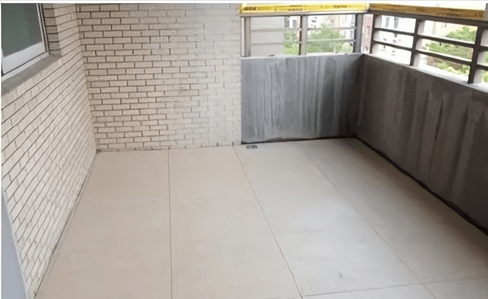 阳台墙砖掉了几块怎么补救好(阳台砖掉了有什么新材料可以装修) 阳台墙砖掉了几块怎么补救好(阳台砖掉了有什么新材料可以装修)